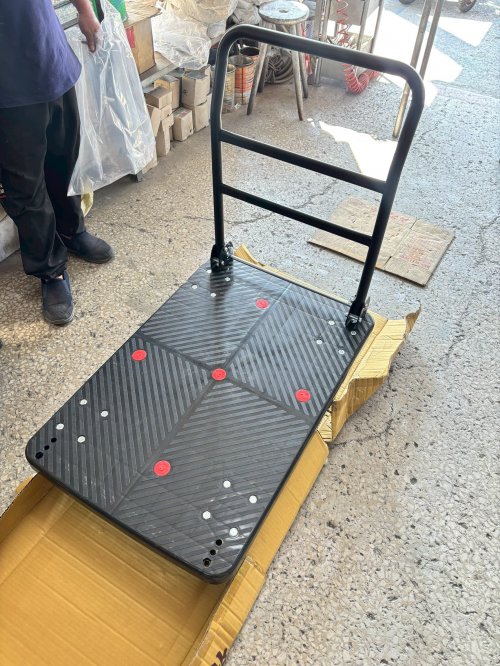 60*90黑色塑鋼車-6吋輪